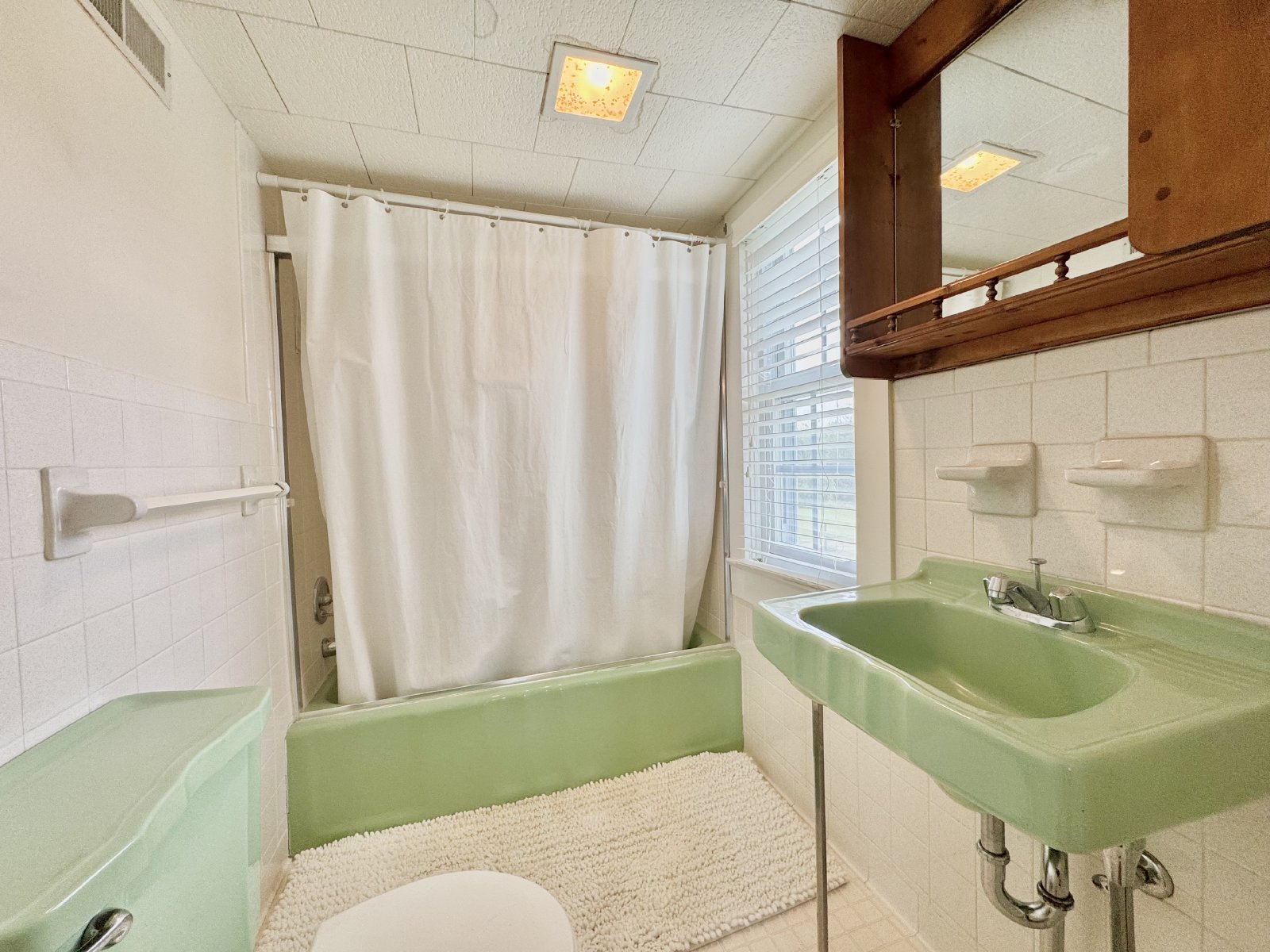 Country Living property image