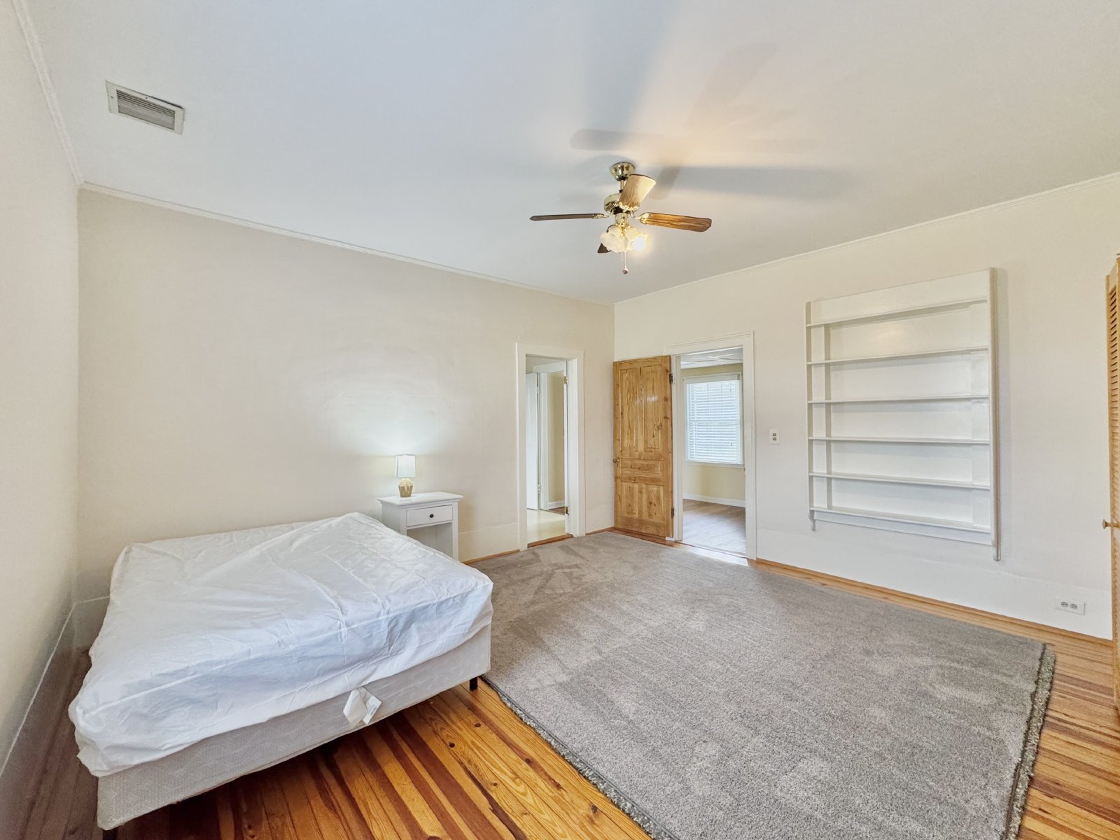 Country Living property image