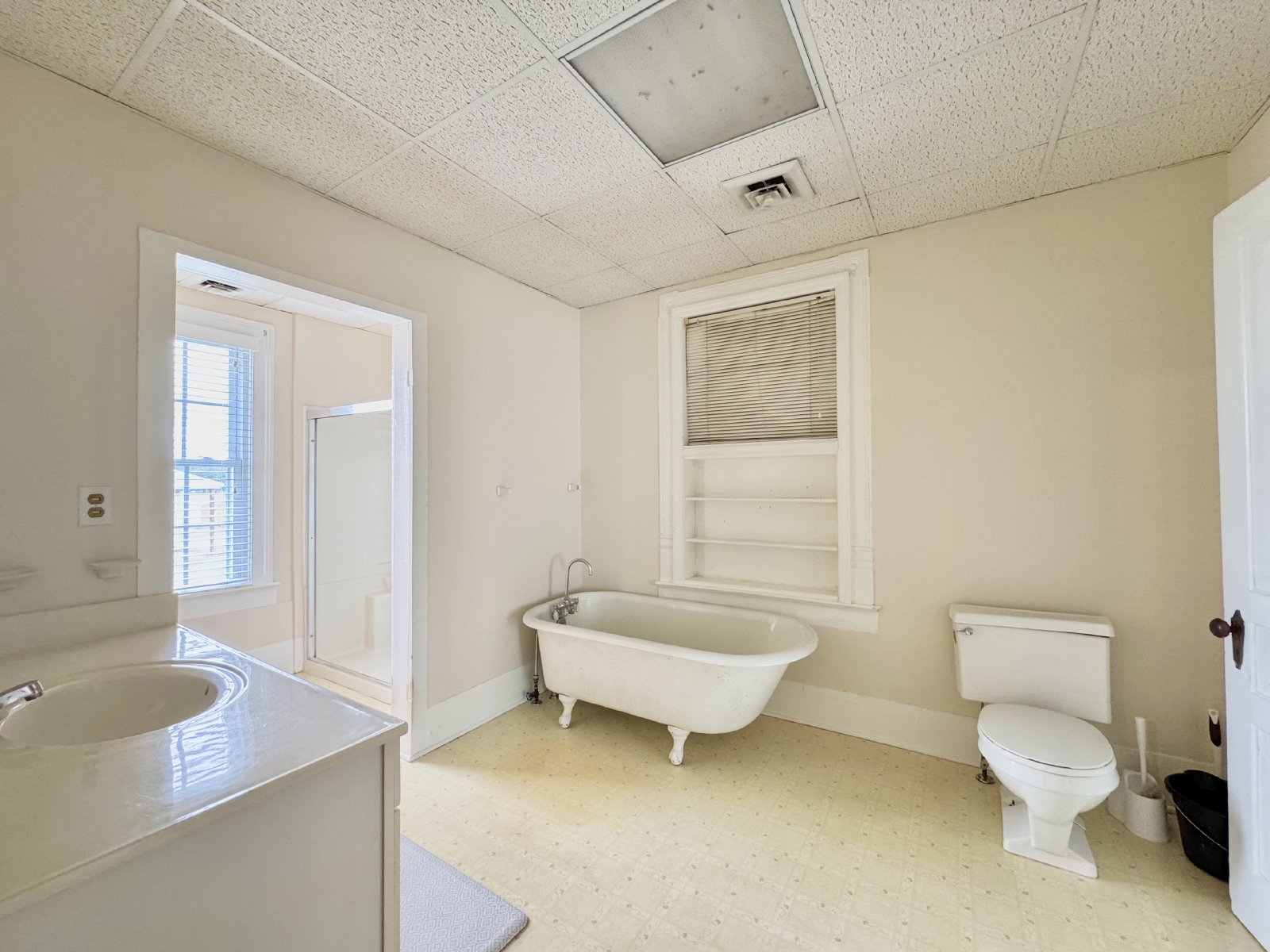 Country Living property image