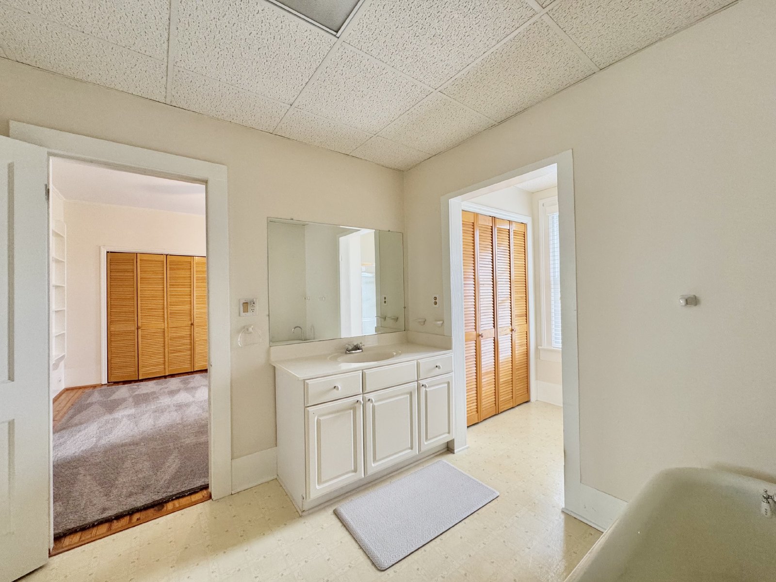 Country Living property image