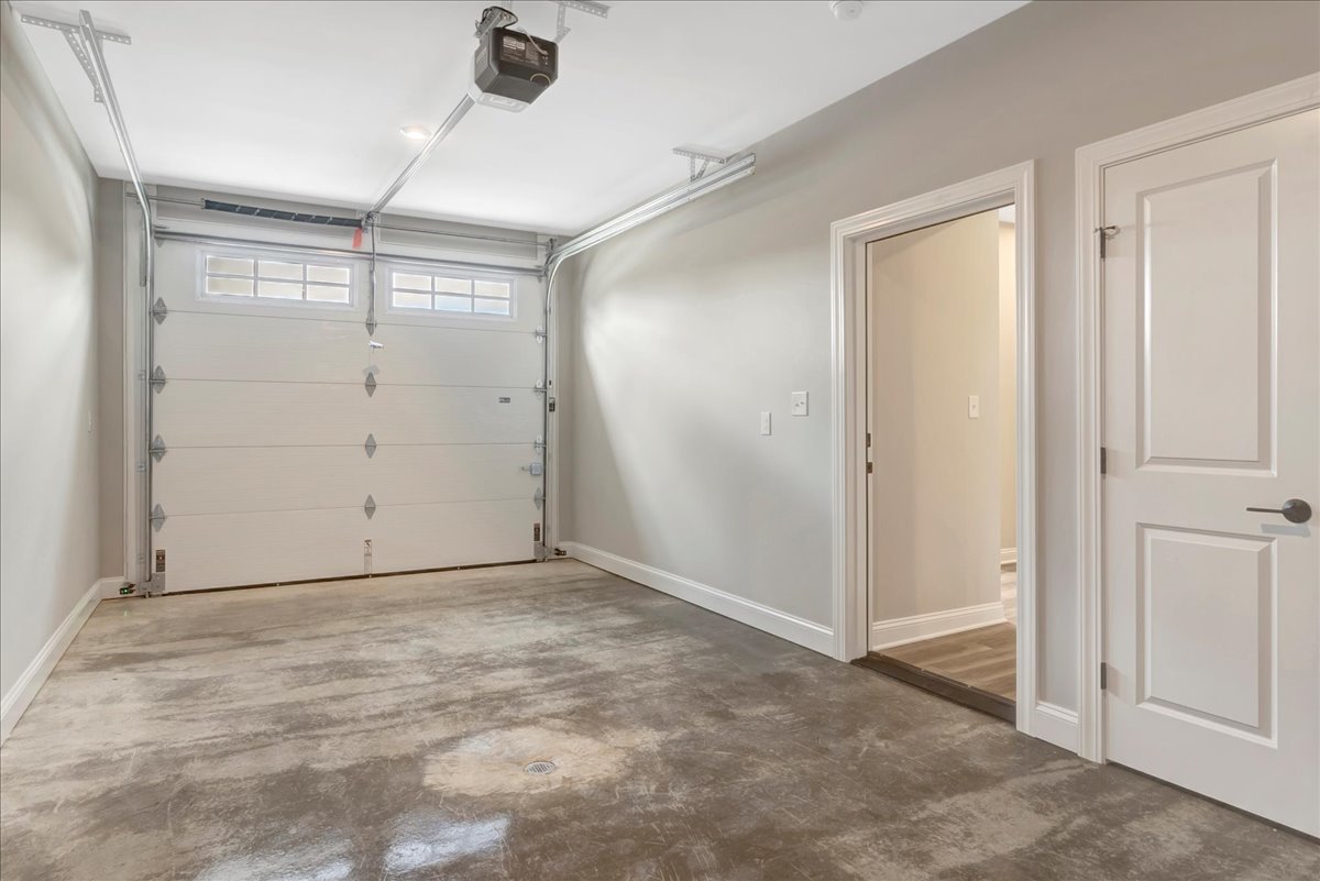 Cherfran Townhomes: Luxury Living in the Heart of South Hill property image