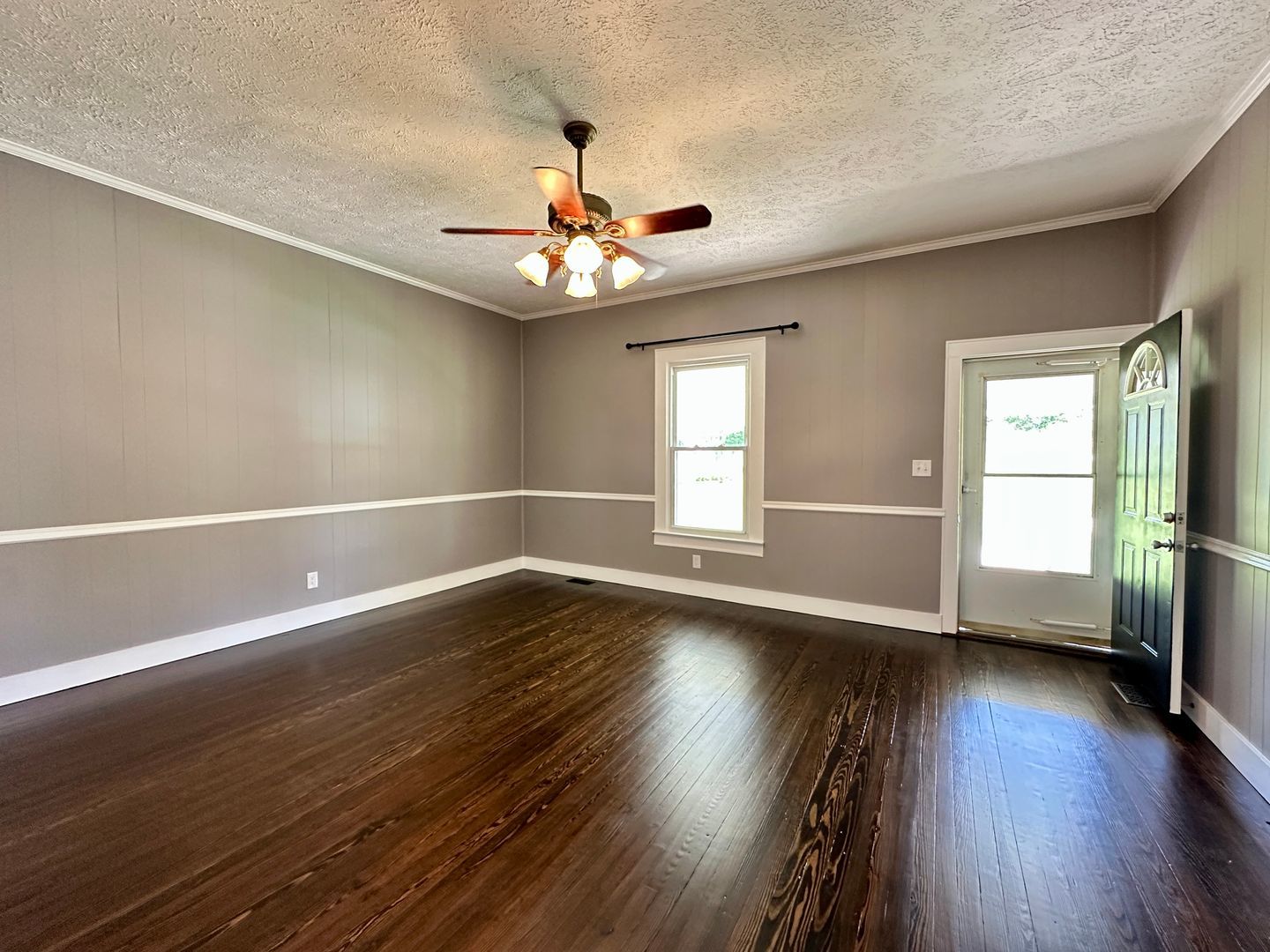 Charming 3 Bedroom Home for Rent – Recently Renovated! property image