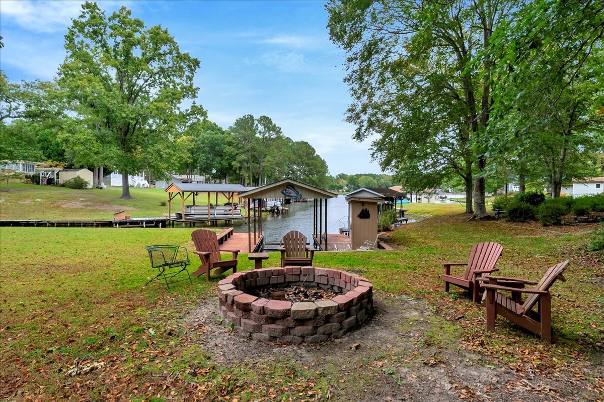 Welcome to Your Lake Gaston Getaway! property image