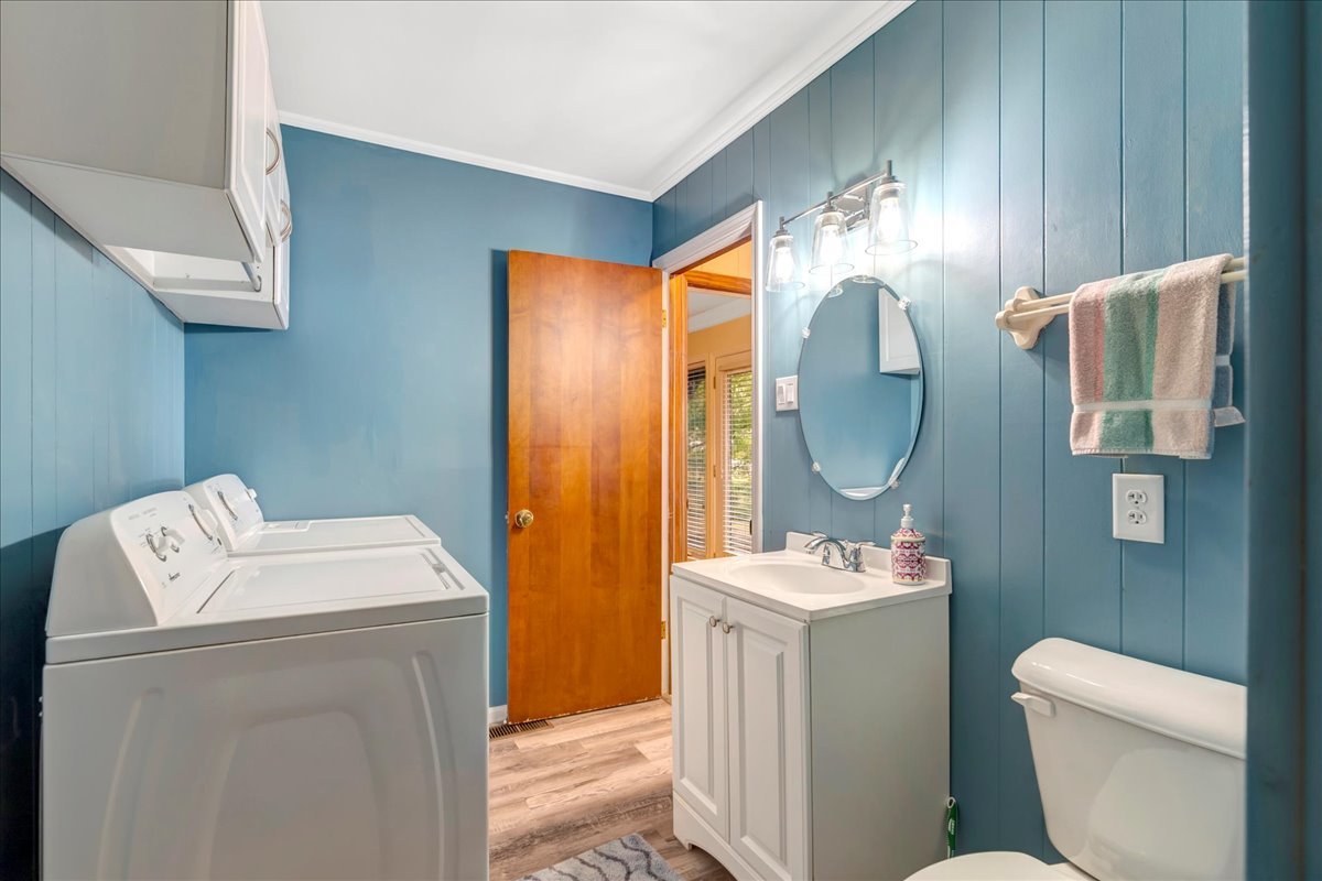 Welcome to Your Lake Gaston Getaway! property image