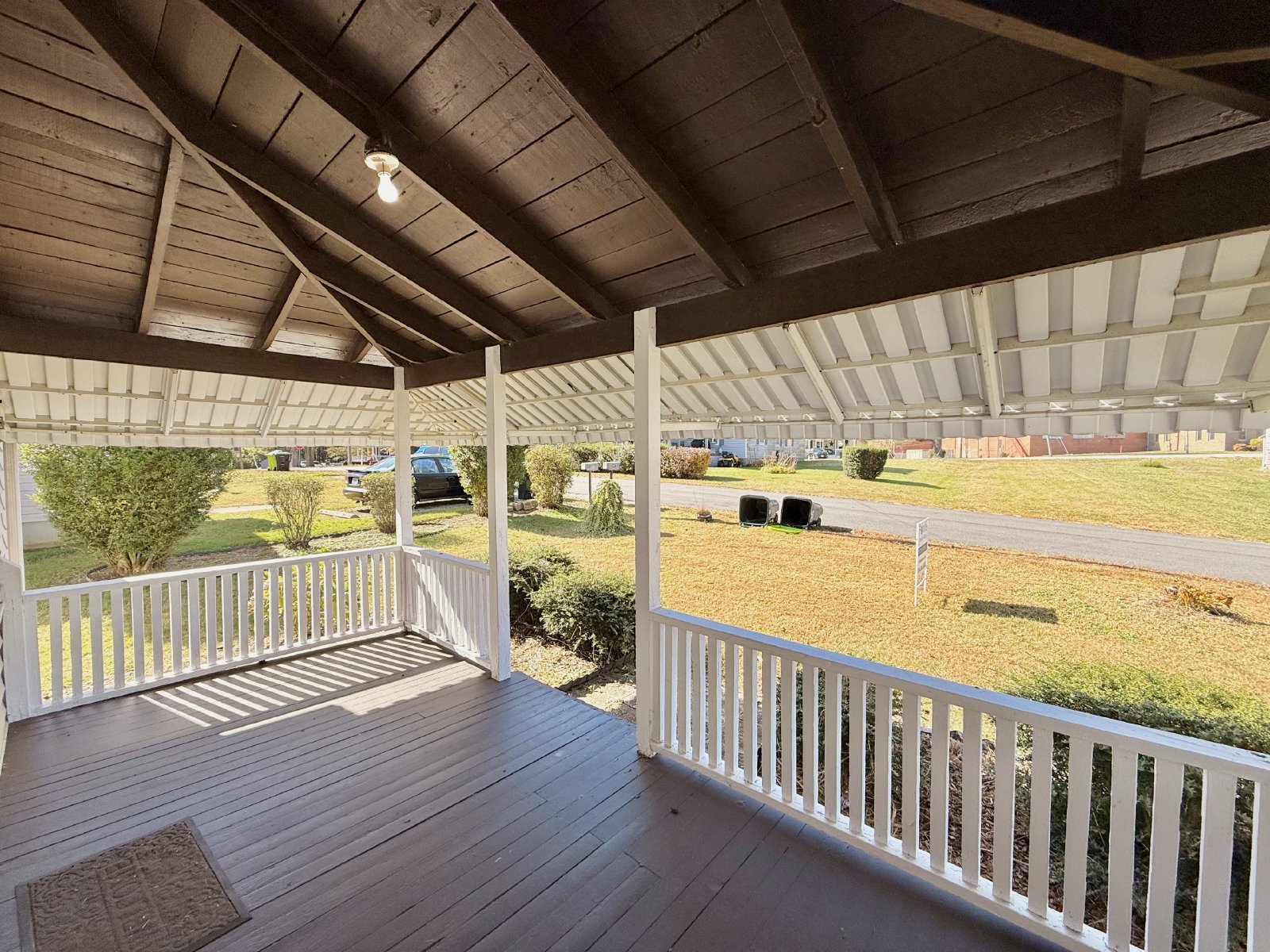 Fully Furnished & Utilities Included -SHORT TERM LEASES AVAILABLE with a premium. property image