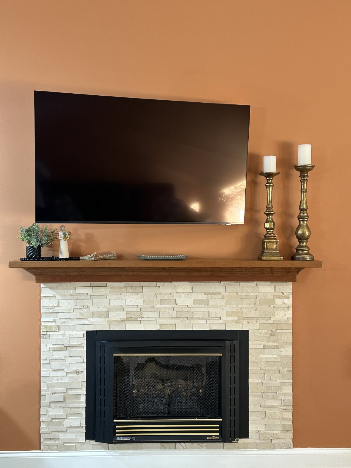 Lovely Custom Built Home with 2 Car Garage and Lots of Privacy property image