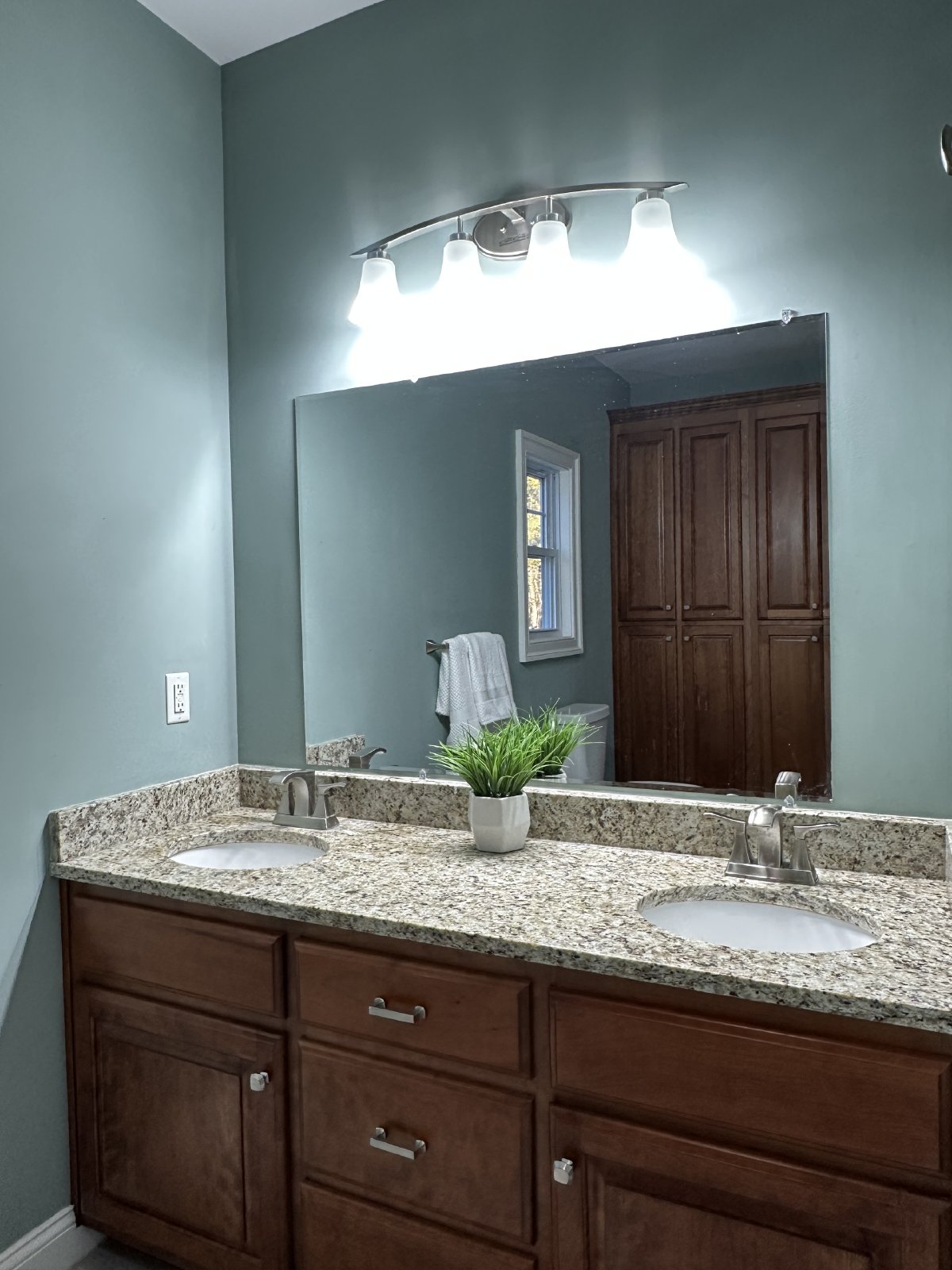 Lovely Custom Built Home with 2 Car Garage and Lots of Privacy property image