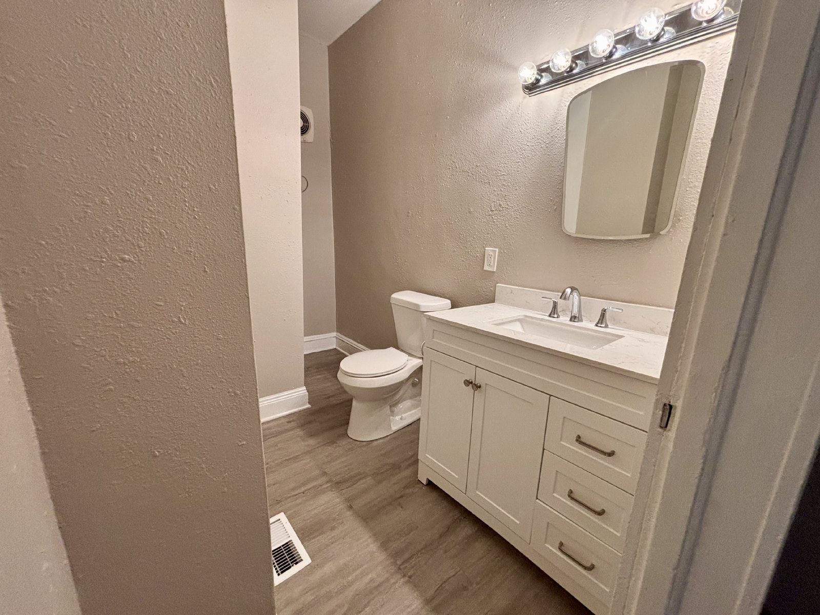 You’re here. You’re home. You’re happy.-SHORT TERM RENTAL OPTIONS AVAILABLE property image