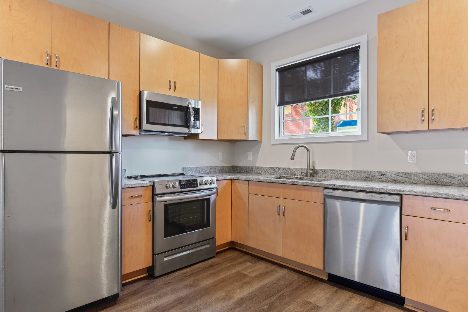 Lofts of Franklin II-Waiting for You!!! property image