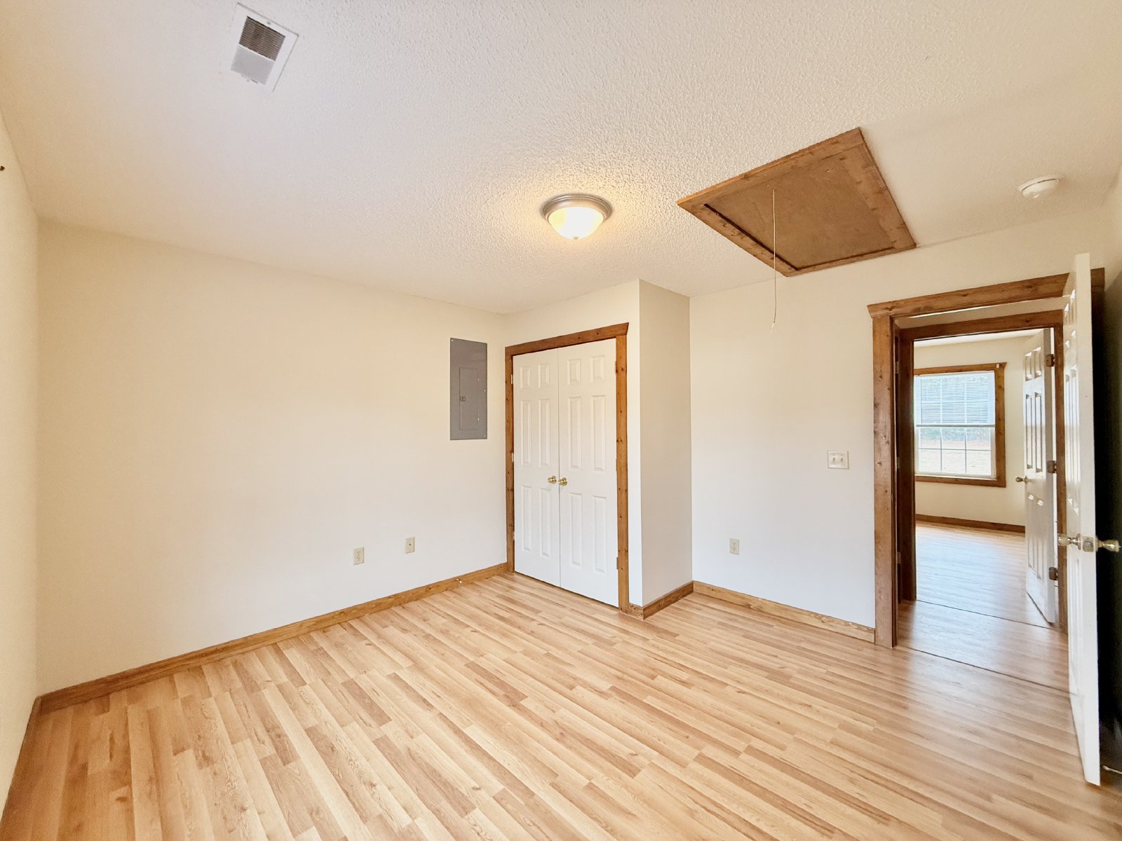 The Home You’ve Been Searching For! property image