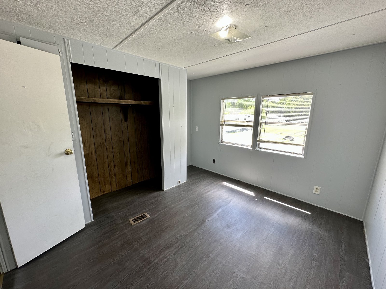 Your search ends here! Rent today!! property image