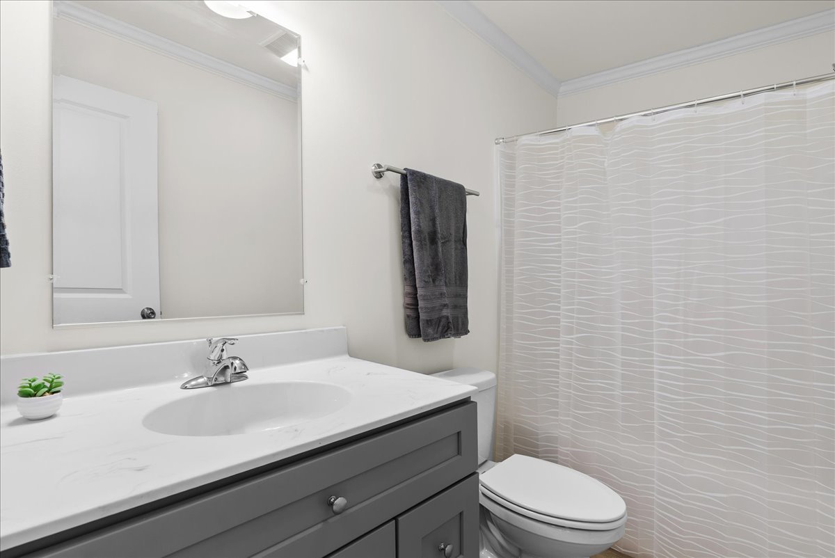 The Home You’ve Been Searching For! *Utilities & Furniture can be added with a rental premium* property image