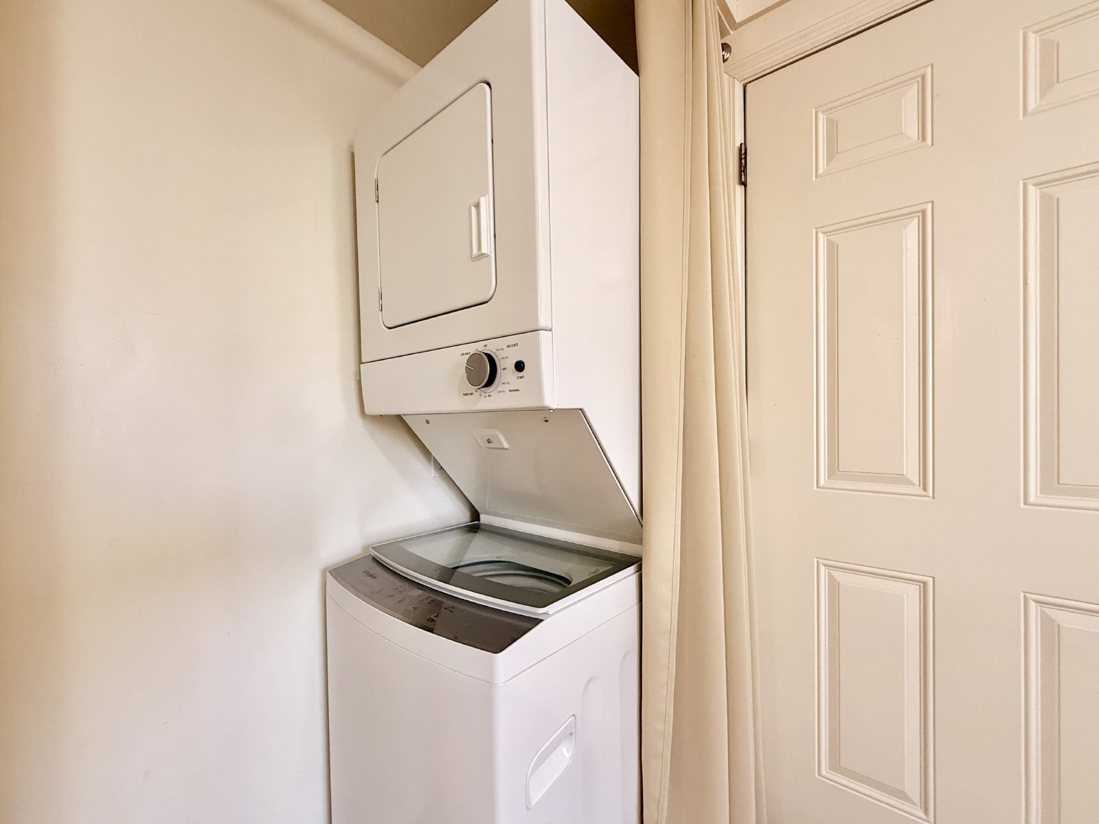 1 bedroom/1 bathroom waiting for you! property image