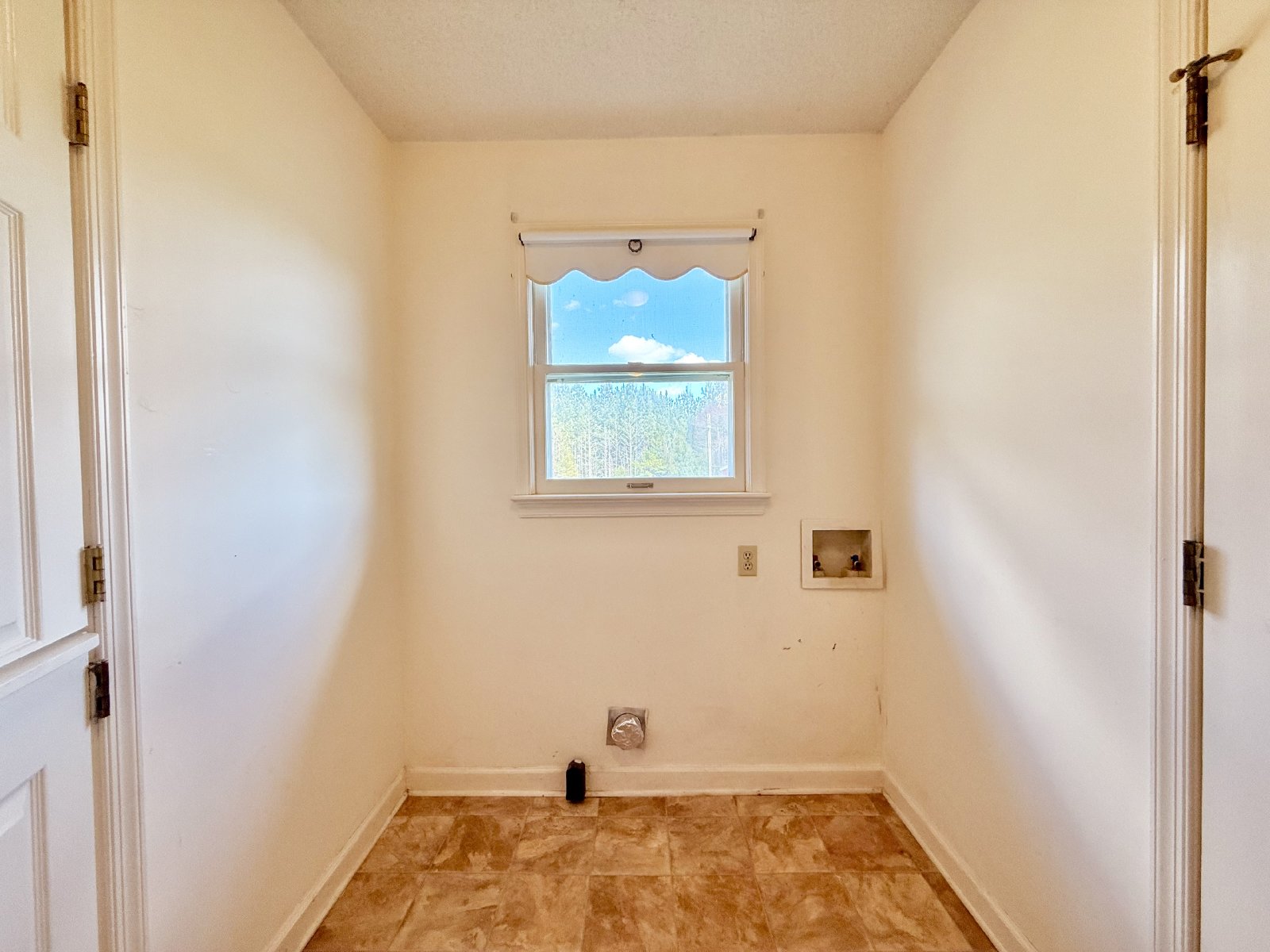 Charming 3 Bedroom Home for Rent! property image