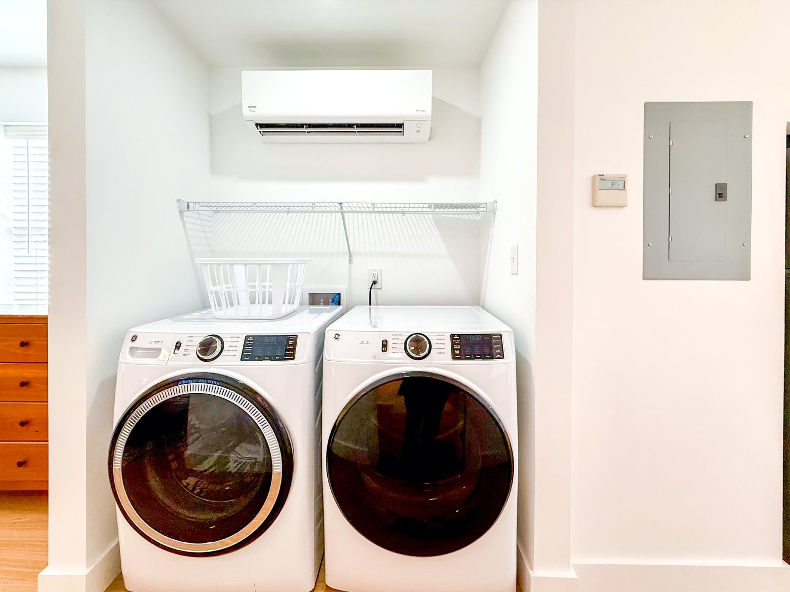 **MOVE IN SPECIAL!!!! First month's rent is FREE when signing a 12 month lease! property image