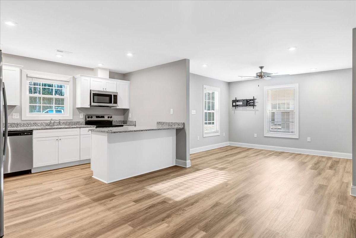 New Construction 3 Bedroom/2 Bathroom Homes with Garage property image