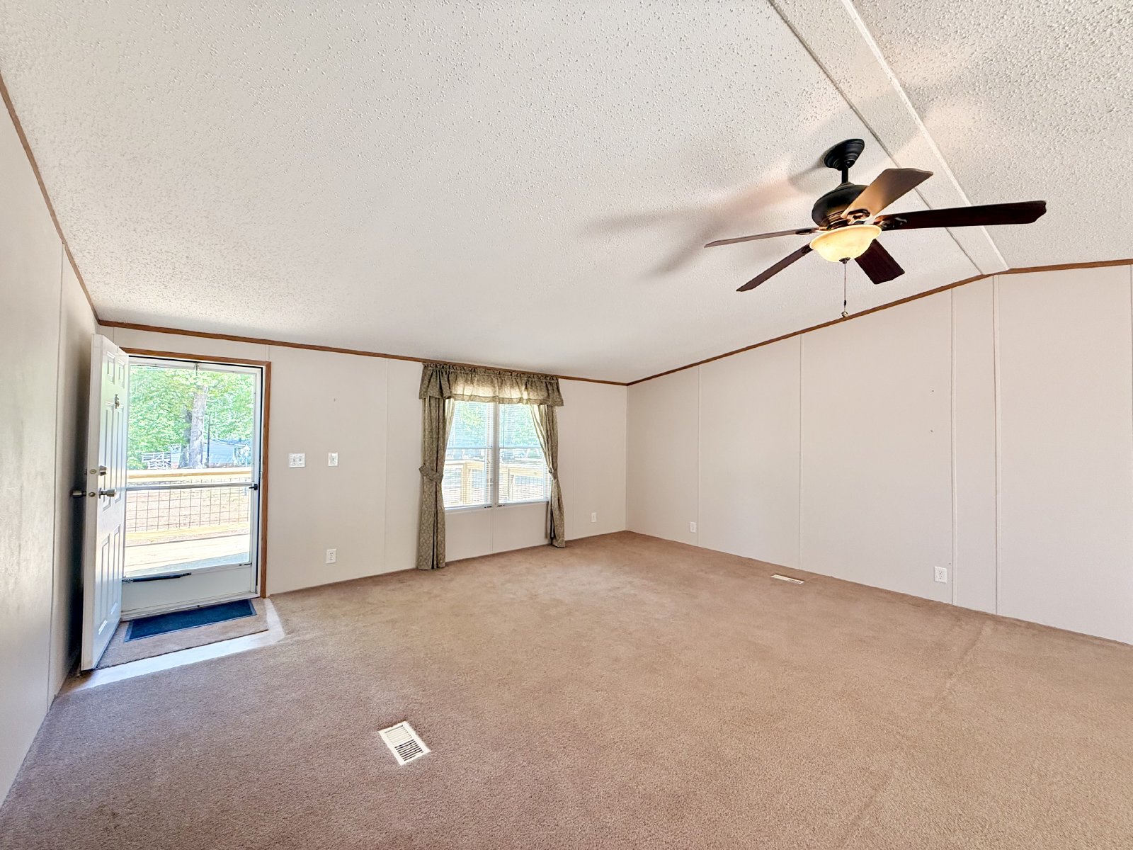 The Home You’ve Been Searching For! property image