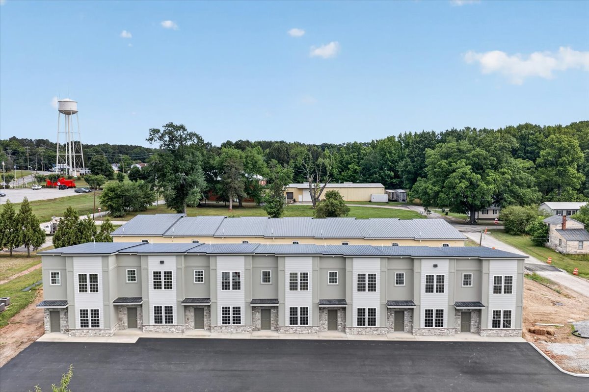 Lofts on Carolina is new and waiting for you! property image