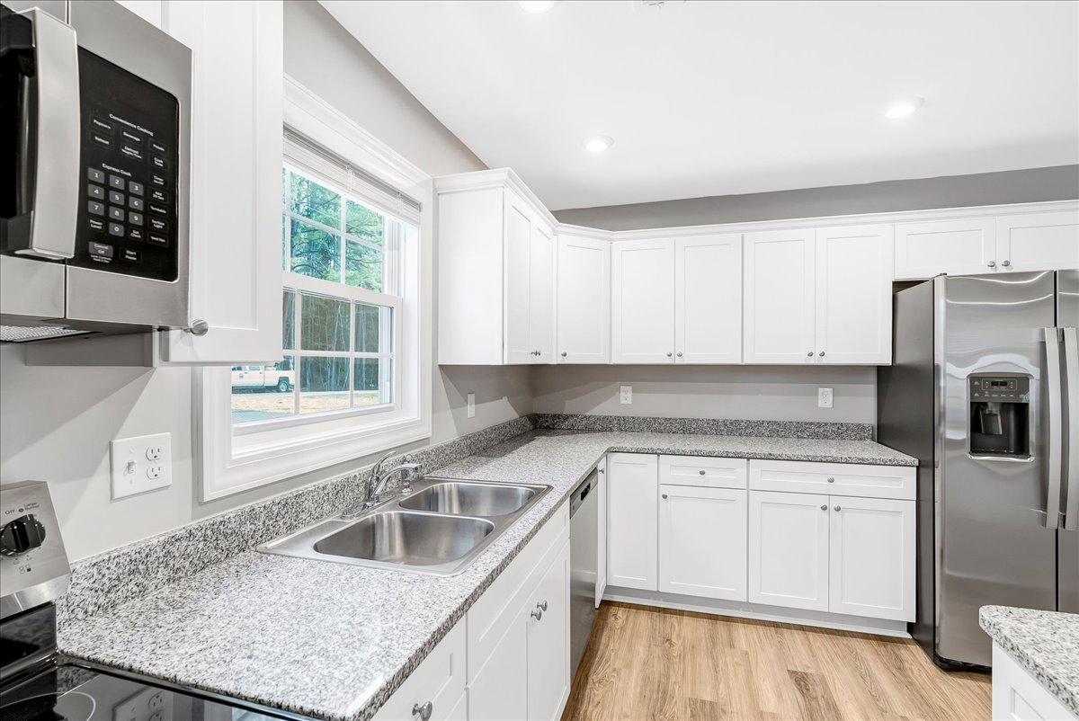 New Construction 3 Bedroom/2 Bathroom Homes with Garage property image