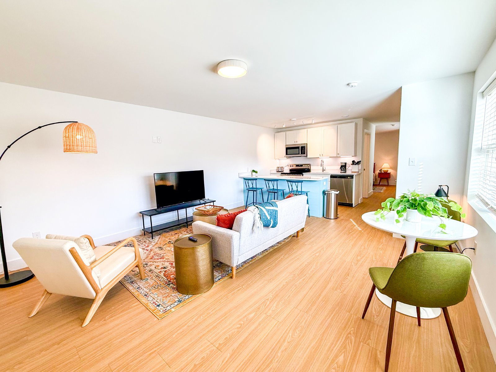 **MOVE IN SPECIAL!!!! First month's rent is FREE when signing a 12 month lease! property image
