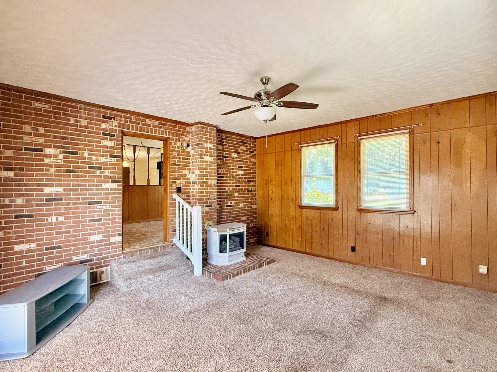 Charming 3 Bedroom Home for Rent! property image