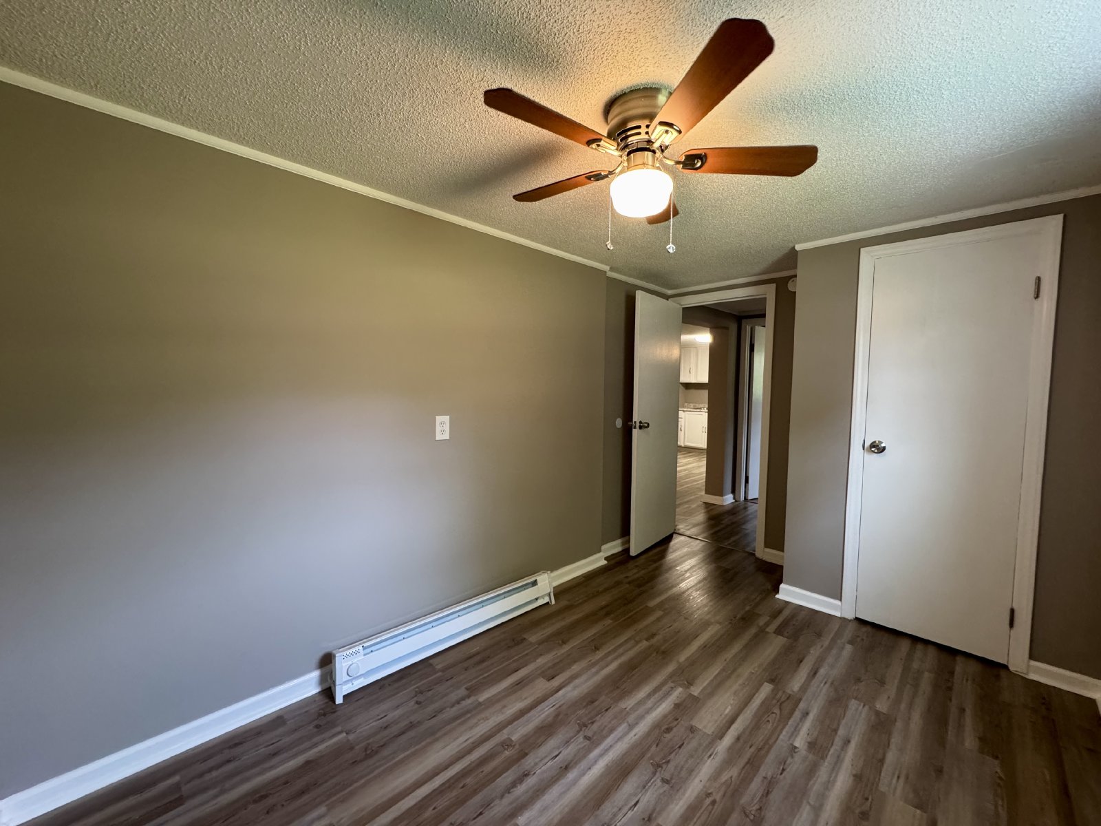 Location, Community, Quality Living. It Starts Here! MONTH TO MONTH LEASE ONLY property image