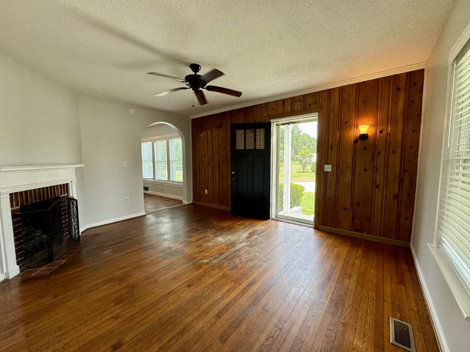 Cozy, Charming, and Ready for You! property image
