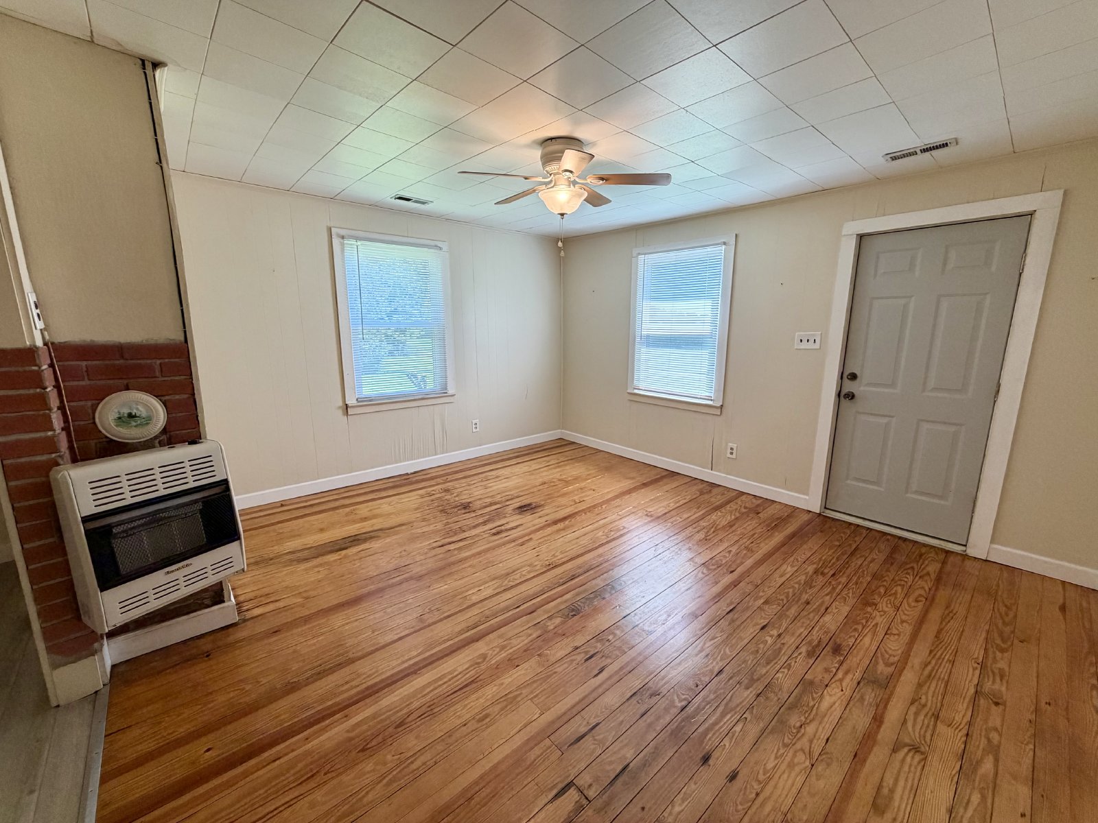 Say Hello to Your New Address! property image