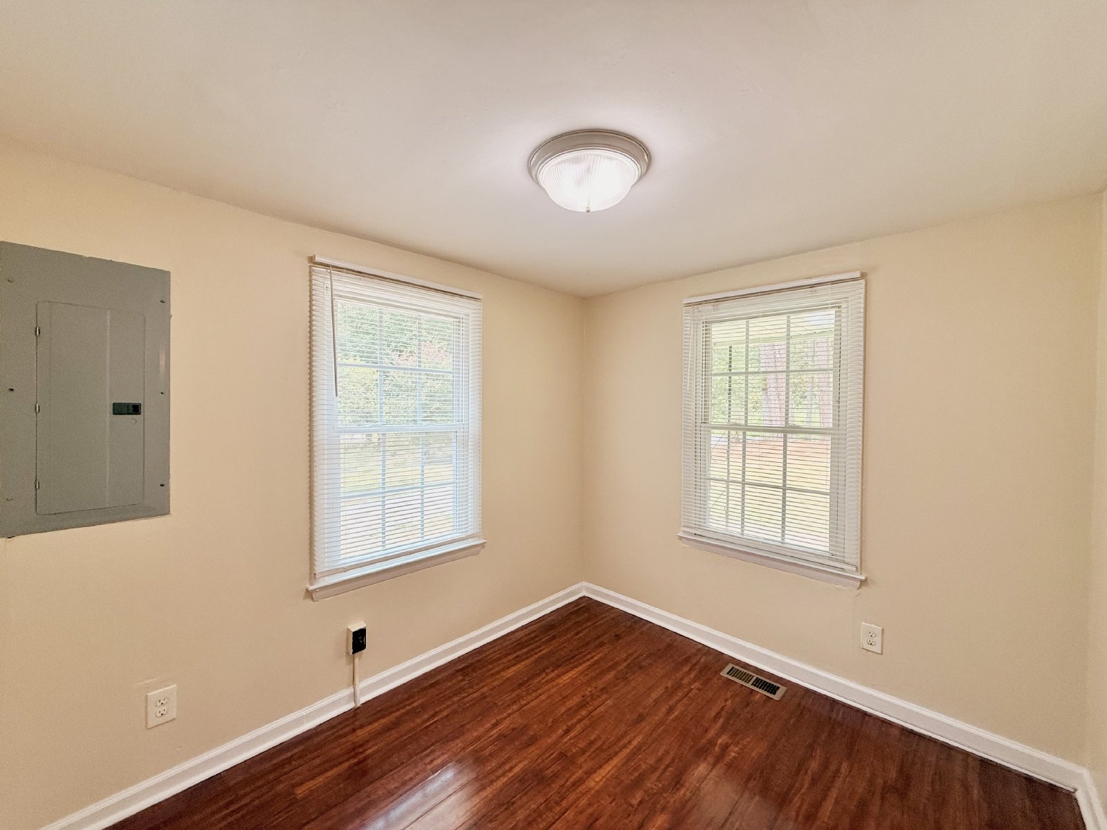 Quiet & Peaceful Rancher For Rent! property image