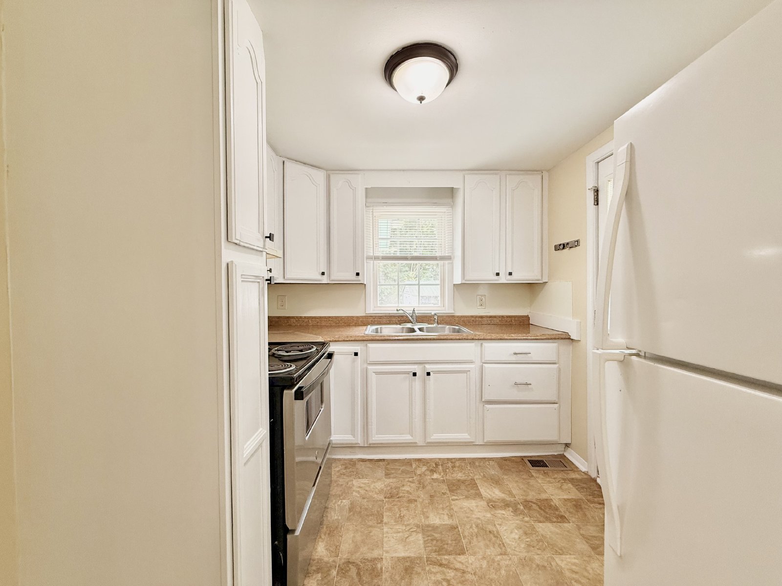 Quiet & Peaceful Rancher For Rent! property image
