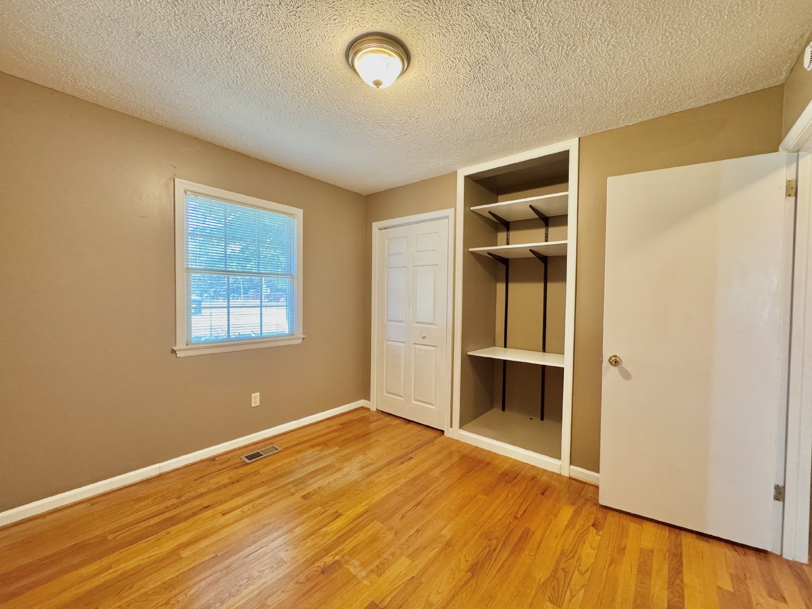 Location, Community, Quality Living. It Starts Here! property image