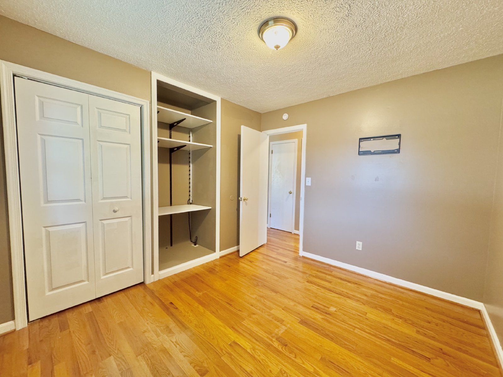 Location, Community, Quality Living. It Starts Here! property image
