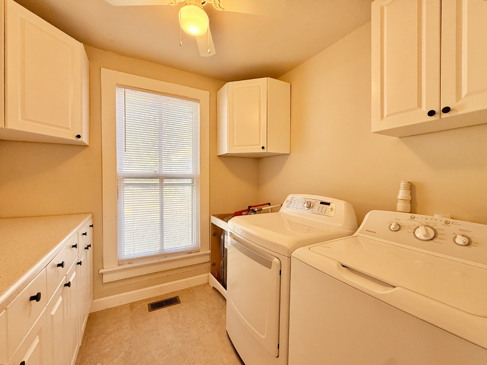 The Home You’ve Been Searching For! property image