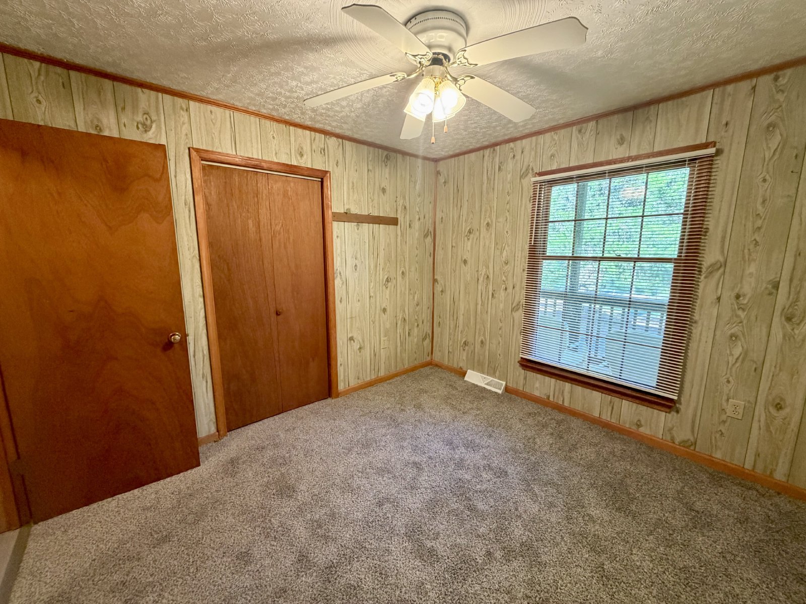 Leaves are Changing, So Should Your Address! property image