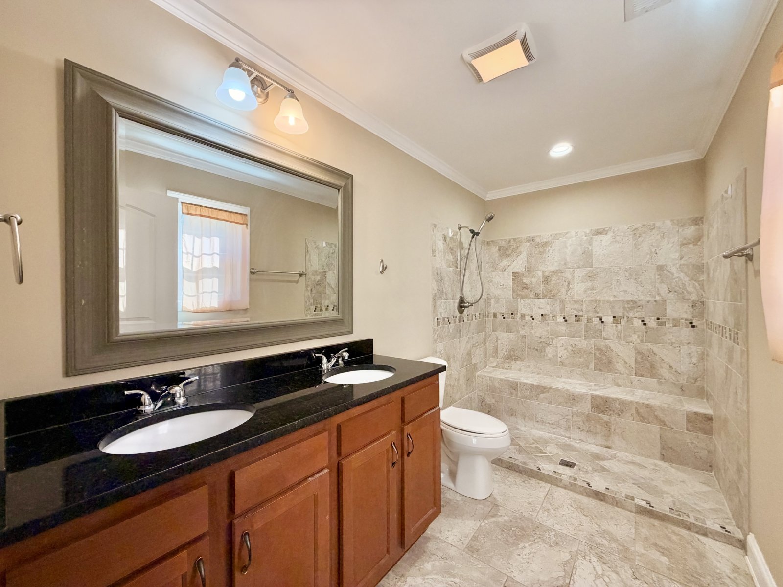 The Home You’ve Been Searching For! property image