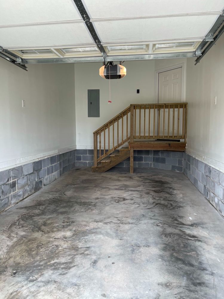 Maple Lane Duplex with 2 Primary Suites! property image