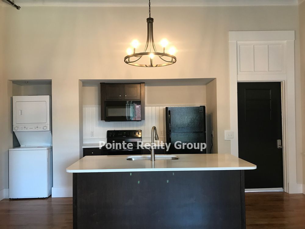 Luxury, Location, and Convenience!! property image