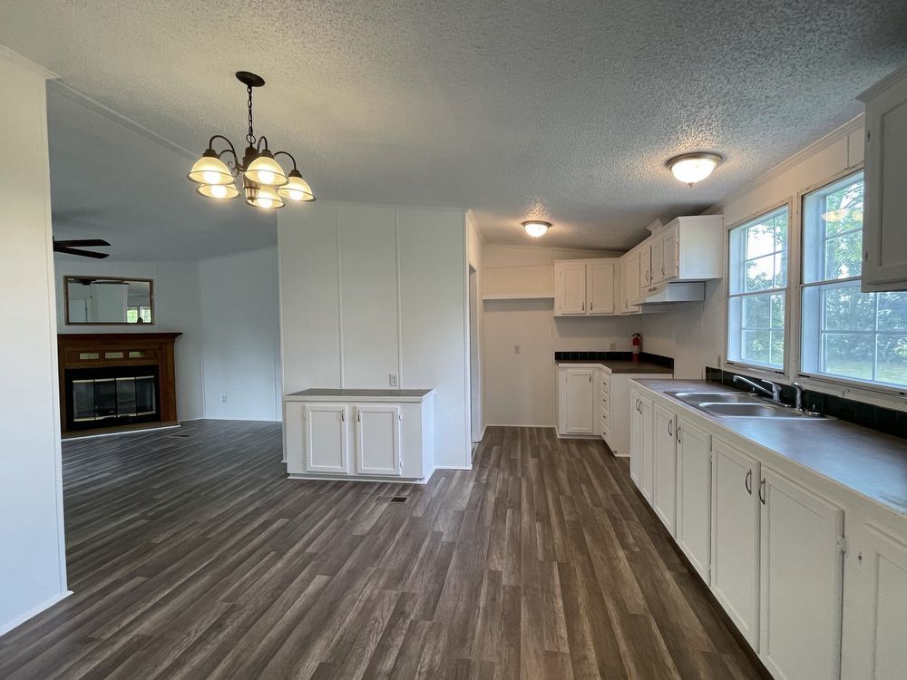 Spacious 3 Bedroom-2 Bathroom Home property image