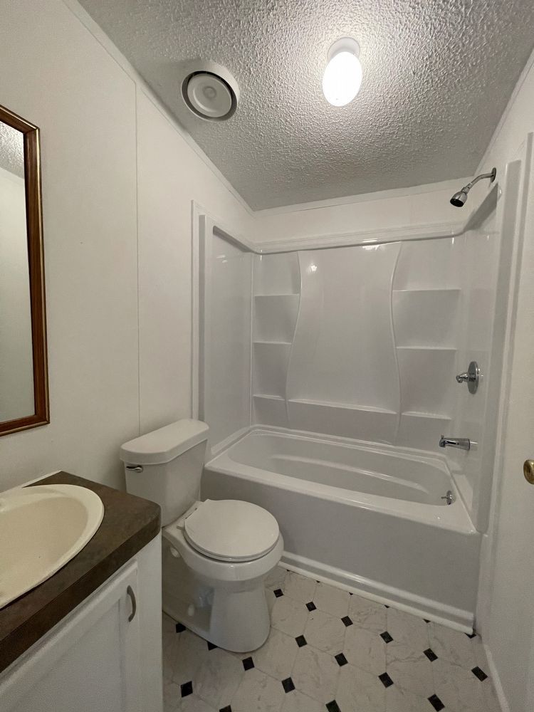 Spacious 3 Bedroom-2 Bathroom Home property image