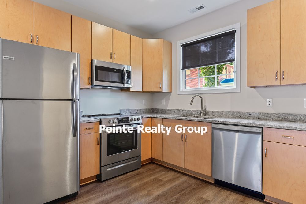Lofts of Franklin II-Waiting for You!!! property image