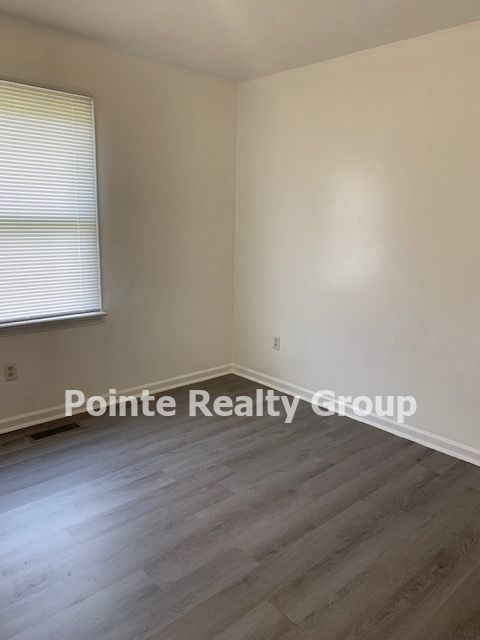 Settle in at 408 Holly Avenue! property image