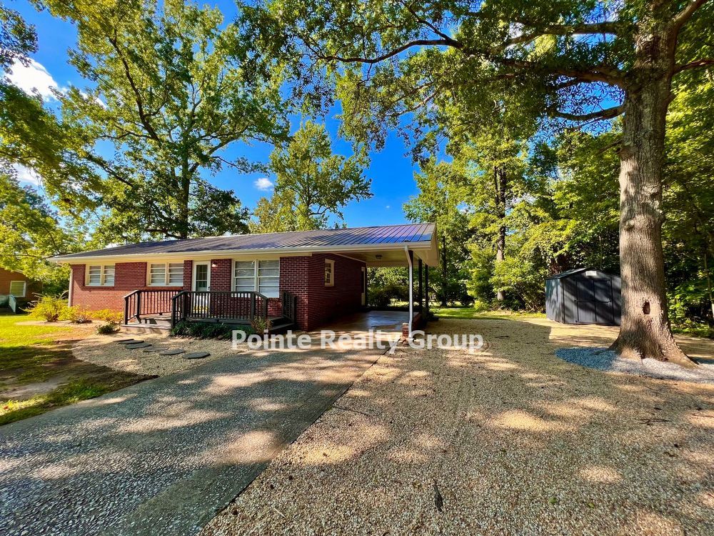 108 Franklin Street Clarksville, VA 23927 Pointe Realty Group