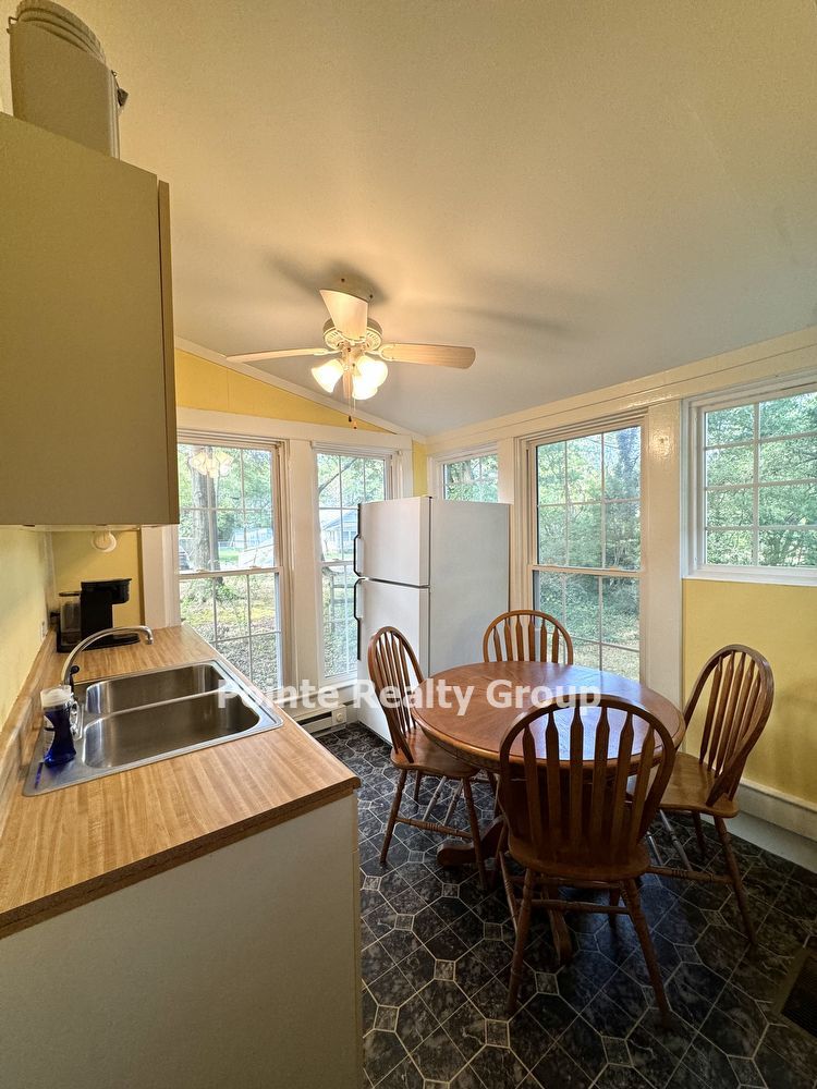 The Suites on North Mecklenburg Avenue property image