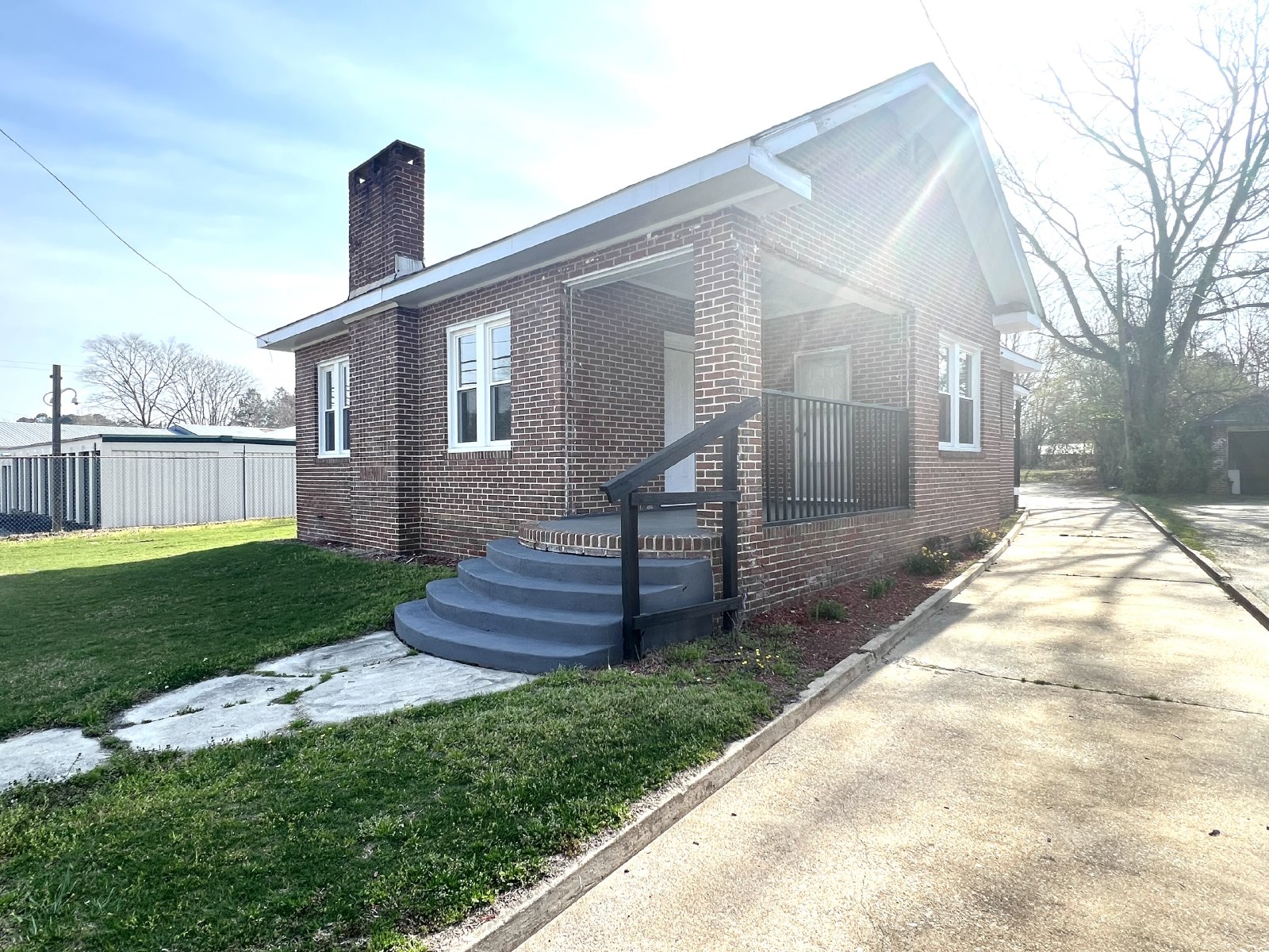 627 S. Main St Emporia, VA 23847 Pointe Realty Group