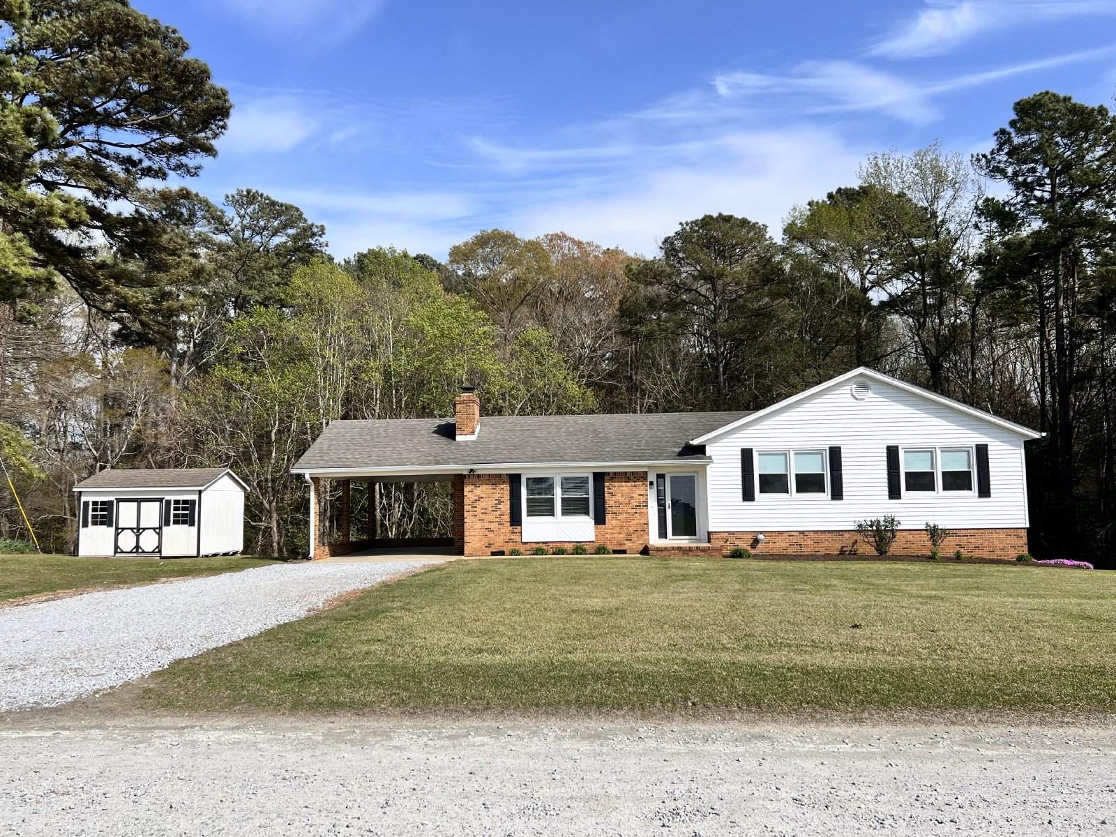 810 Wood Duck Drive Bracey, VA 23919 Pointe Realty Group