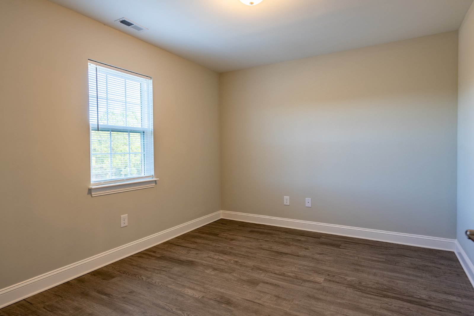 BriarCliff Apartments-Brand Spanking New & Waiting for YOU! property image