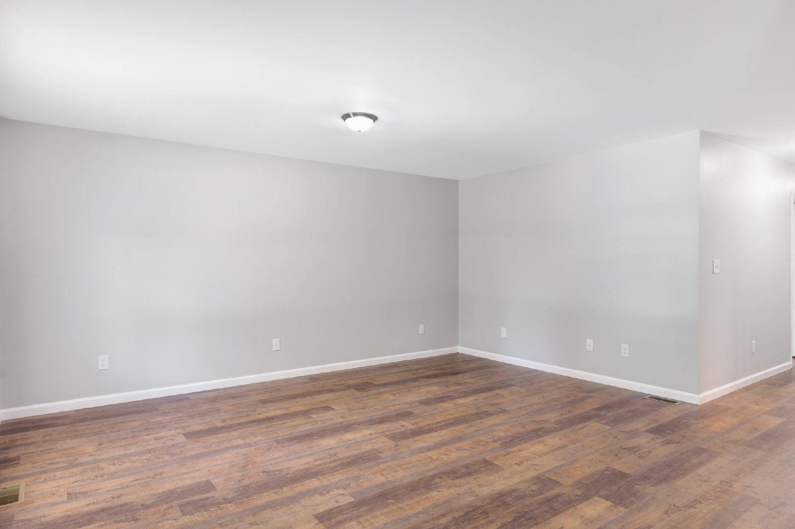 Location, Community, & Quality Living. It Starts Here! property image