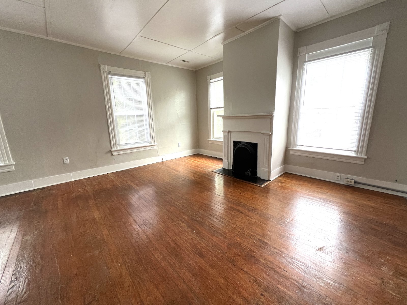 707 Windsor Ave., Apt. 2 Lawrenceville, VA 23868 Pointe Realty Group