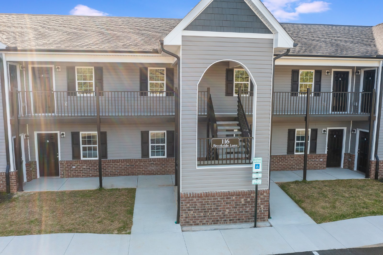 122 Brookside Lane! property image