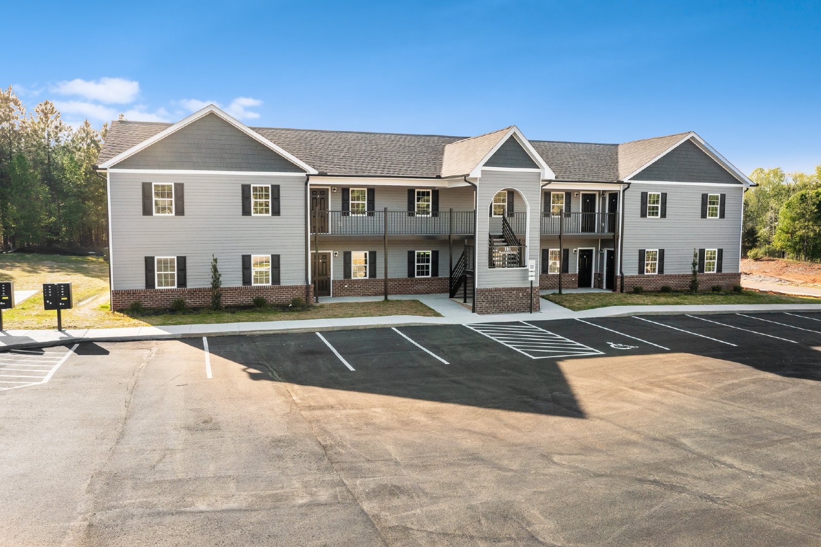 122 Brookside Lane! property image